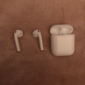 Apple AirPods